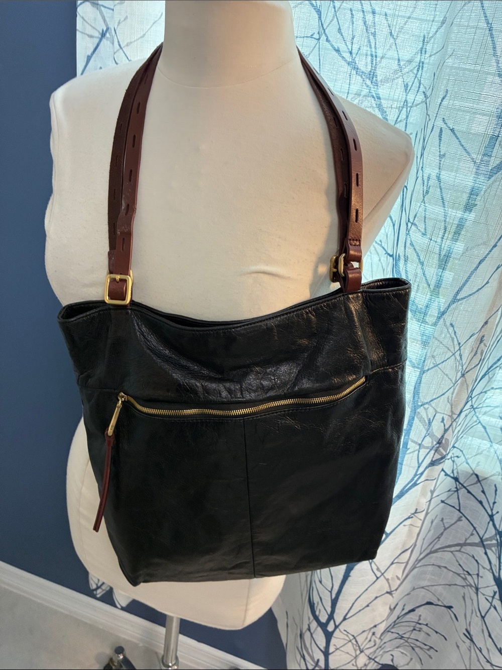 HOBO Black Leather Shoulder Bag with Brown Straps